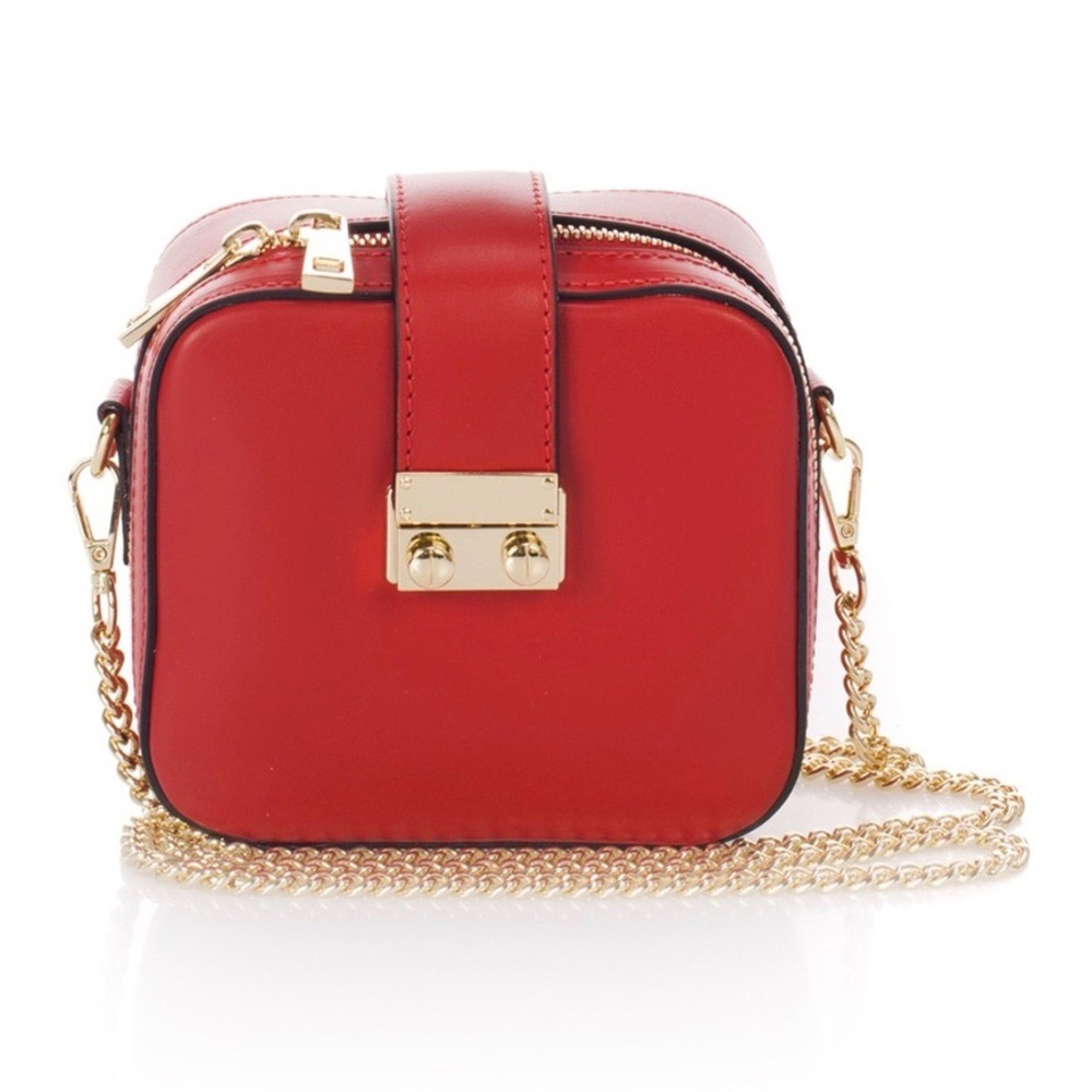 ♥️LISA MINARDI CROSSBODY BAG in RED CHILI🌶 NWT - Picture 2 of 5